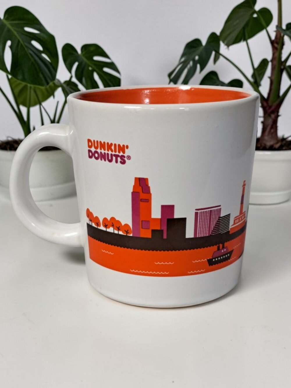 Dunkin’ Donuts 2012 Limited Edition State Destination Mug NJ Runs on Dunkin’ - Picture 3 of 10